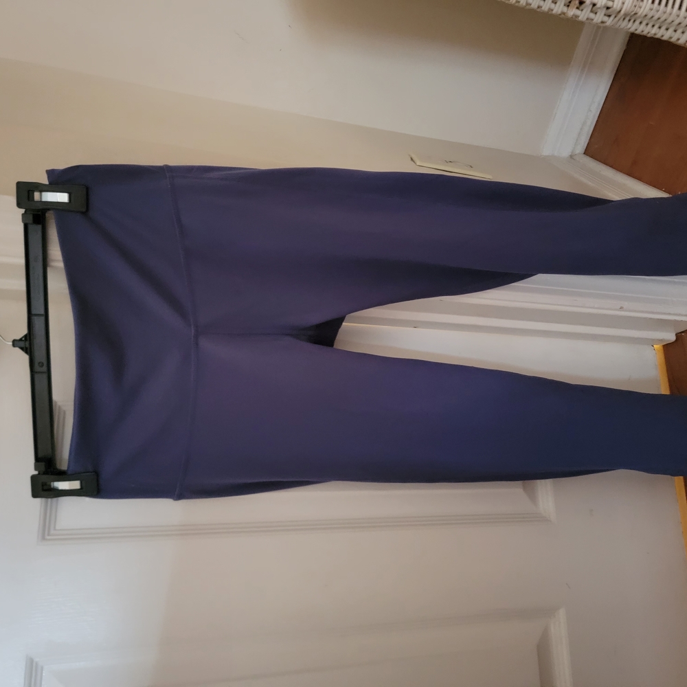 Apana Women's Purple Leggings